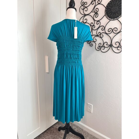 Trina Turk Entertain Women's Jersey Smocked Bodice Midi Dress Tile Blue Size Med - Picture 7 of 13